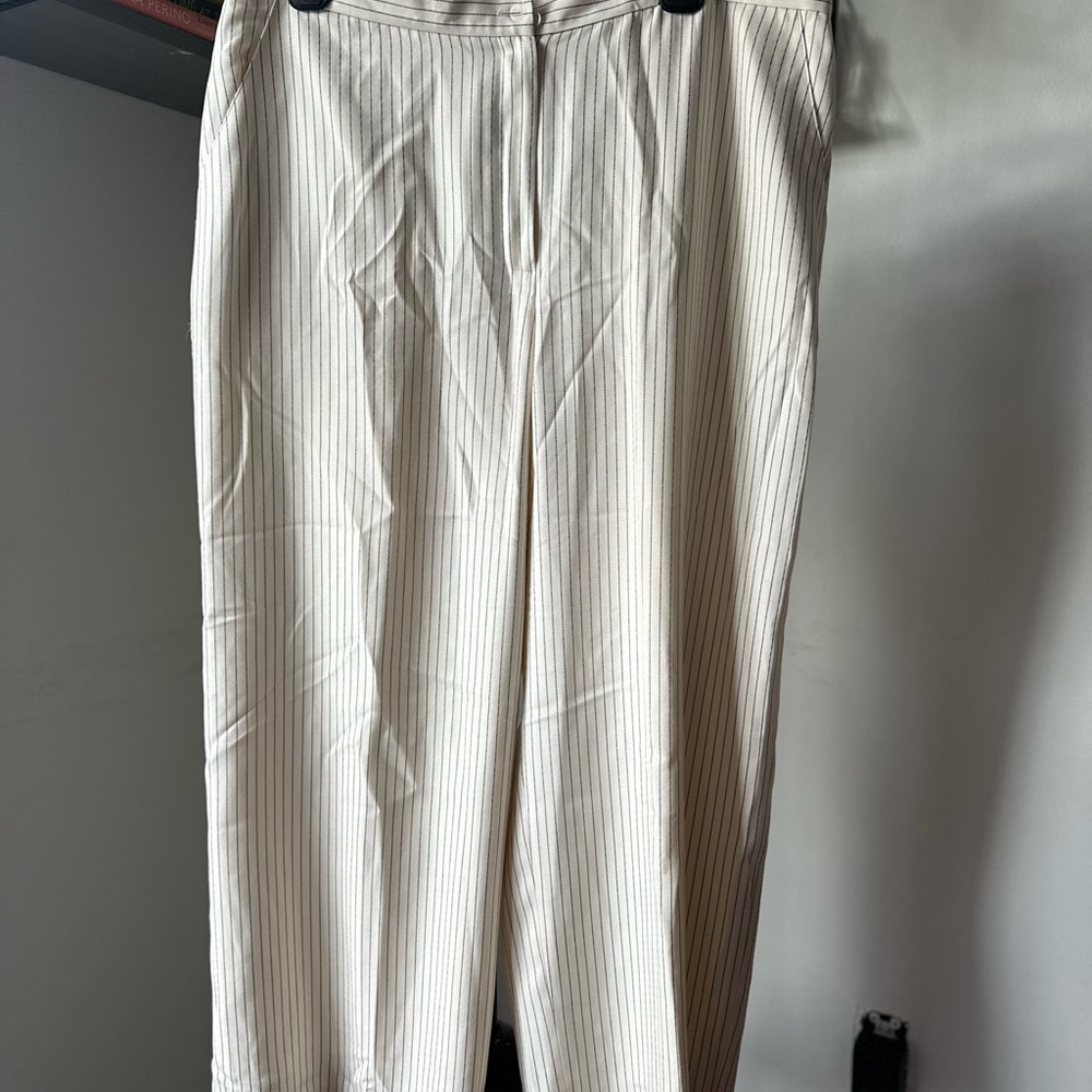Lauren Ralph Lauren White Striped Cropped Pants - Picture 5 of 6